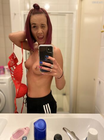 Full leaked Swing babe private onlyfans photo