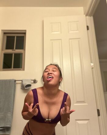 Full leaked Sydney kong private onlyfans photo