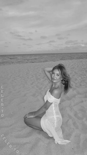 Full leaked Sydney ramolla private onlyfans photo