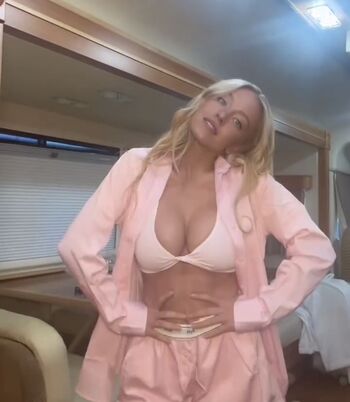Full leaked Sydney sweeney  page private onlyfans photo