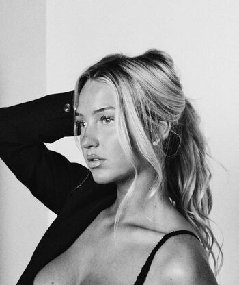 Full leaked Sydney thomas private onlyfans photo