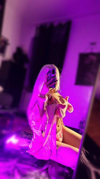 Full leaked Syndrapics private onlyfans photo