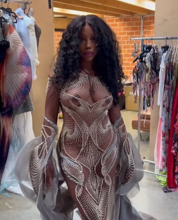 Full leaked Mia babexo/ private onlyfans photo