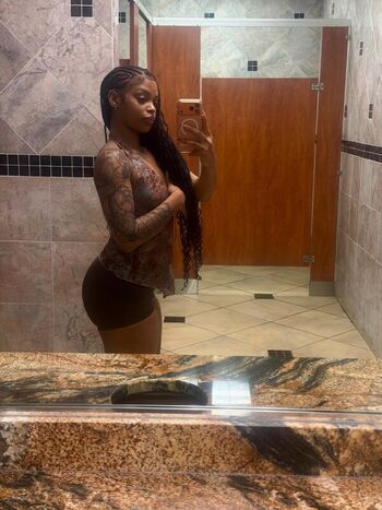 Full leaked Taiispicyy private onlyfans photo
