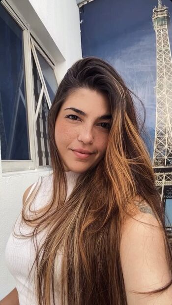 Full leaked Tain oliveira private onlyfans photo