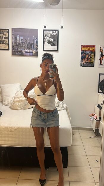 Full leaked Tal tamam private onlyfans photo