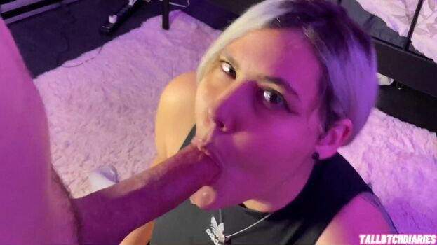 Full leaked Tallbtchdiaries private onlyfans photo