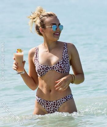 Tallia Storm