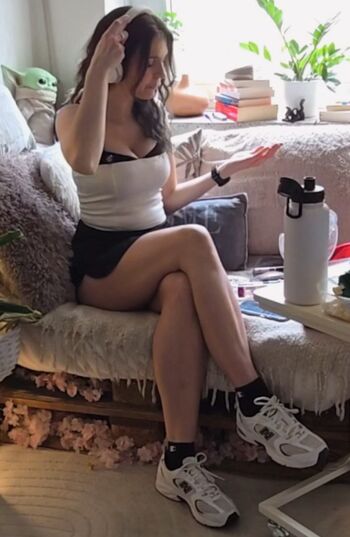 Full leaked Tania derveaux page private onlyfans photo