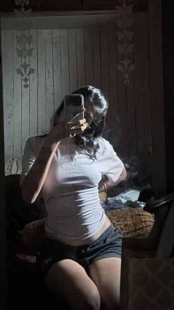 Full leaked Taniya oberoi private onlyfans photo