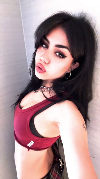 Full leaked Tara yummy page private onlyfans photo