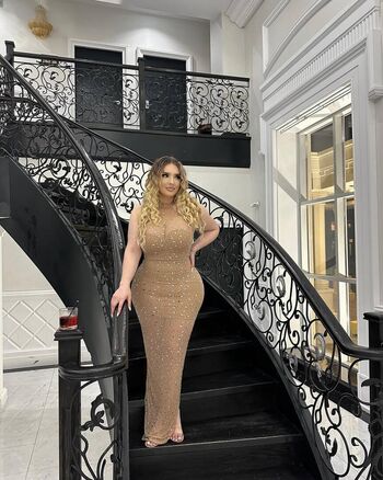 Full leaked Tashkbee private onlyfans photo