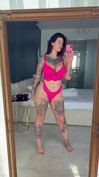 Full leaked Tattoogirlalia  page private onlyfans photo