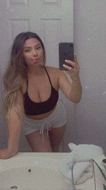 Full leaked Tavi valentina private onlyfans photo