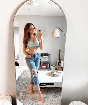 Taya Miller / Tayamillerr