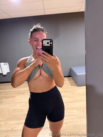 Full leaked Taylarelph vip private onlyfans photo