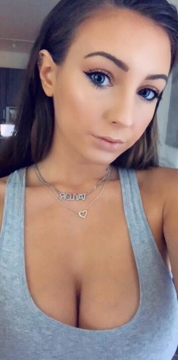 Taylor Alesia