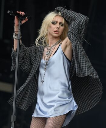 Full leaked Taylor momsen  page private onlyfans photo