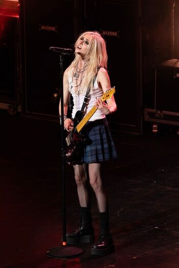 Full leaked Taylor momsen  page private onlyfans photo