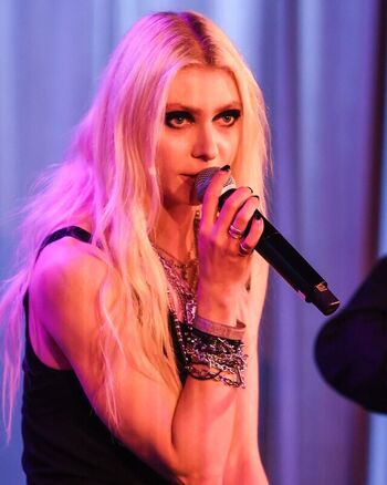 Taylor Momsen