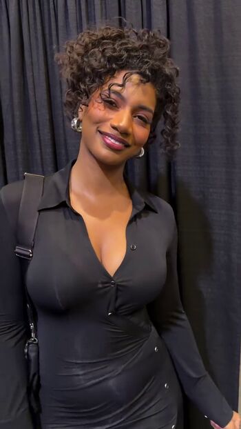 Full leaked Taylor rooks private onlyfans photo