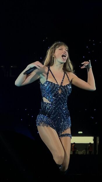 Full leaked Taylor swift  page private onlyfans photo