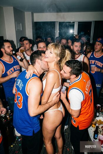 Full leaked Taylor swift  page private onlyfans photo