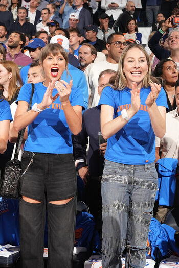 Full leaked Taylor swift  page private onlyfans photo