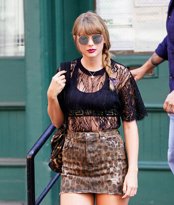 Full leaked Taylor swift  page private onlyfans photo