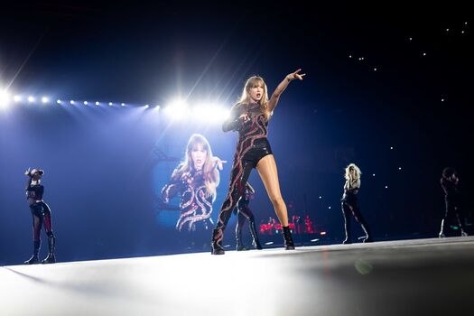Full leaked Taylor swift  page private onlyfans photo