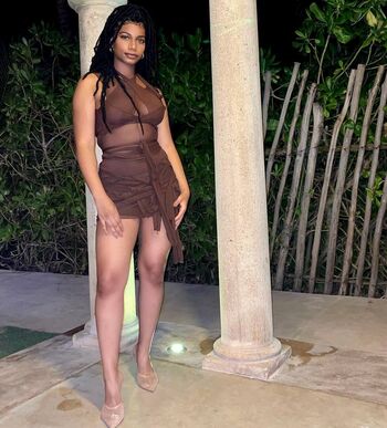 Full leaked Taylorrooks private onlyfans photo
