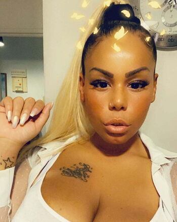 Full leaked Tchikita k private onlyfans photo