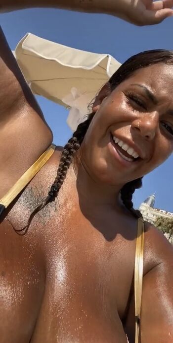 Full leaked Tchikita private onlyfans photo