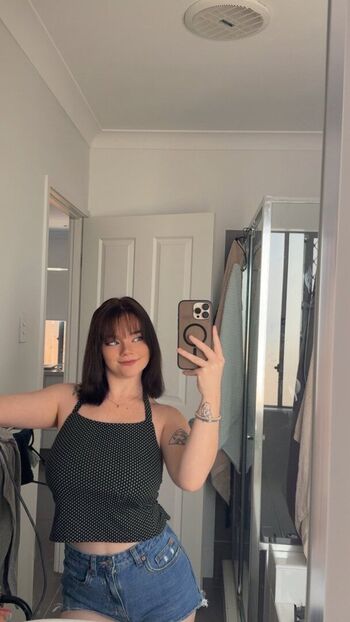Full leaked Teetee private onlyfans photo