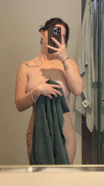 Full leaked Teetee private onlyfans photo