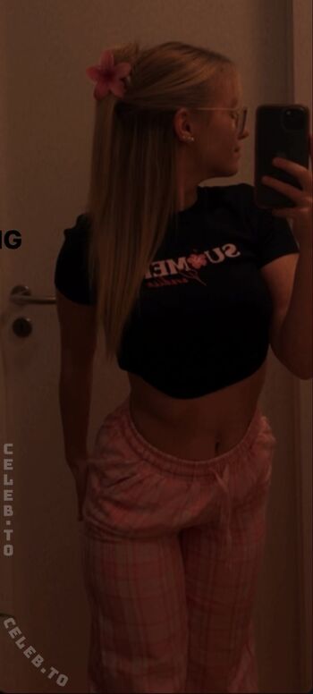 Full leaked Teilzeitsami private onlyfans photo