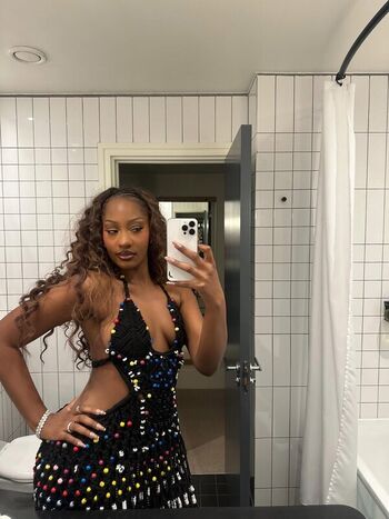 Full leaked Viviane leigh / private onlyfans photo