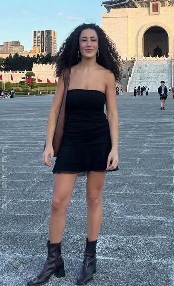 Full leaked Tessniem kadiri private onlyfans photo