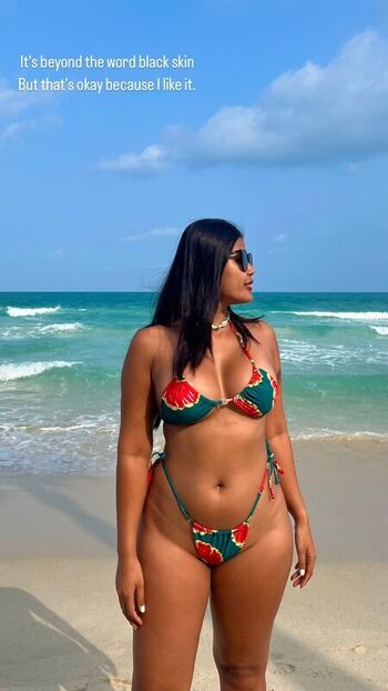 Full leaked Thai girls page private onlyfans photo