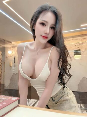 Full leaked Thai girls page private onlyfans photo
