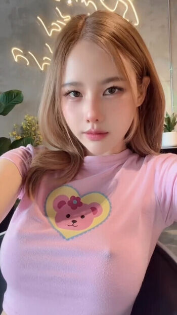 Full leaked Thai girls page private onlyfans photo