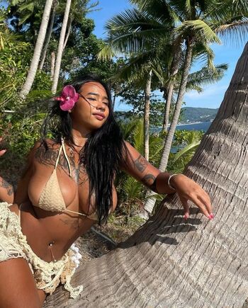 Full leaked Thai girls page private onlyfans photo