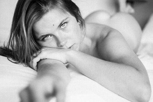 The Definitive 'Petite With An Ass' Megathread