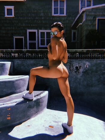 The Definitive 'Petite With An Ass' Megathread