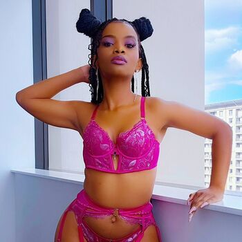 Full leaked The royal zinzi private onlyfans photo