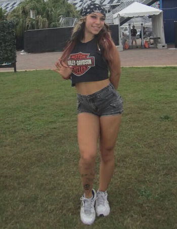 Full leaked Thea hail private onlyfans photo