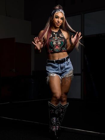 Full leaked Thea hail private onlyfans photo