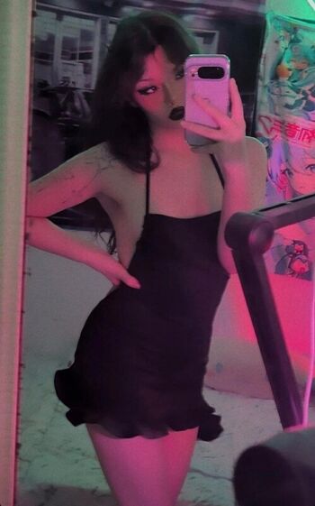 Full leaked Theakaleina page private onlyfans photo