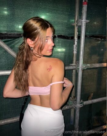 thearabellarosee