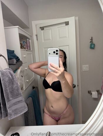 Full leaked Thecreamofasweetheart private onlyfans photo